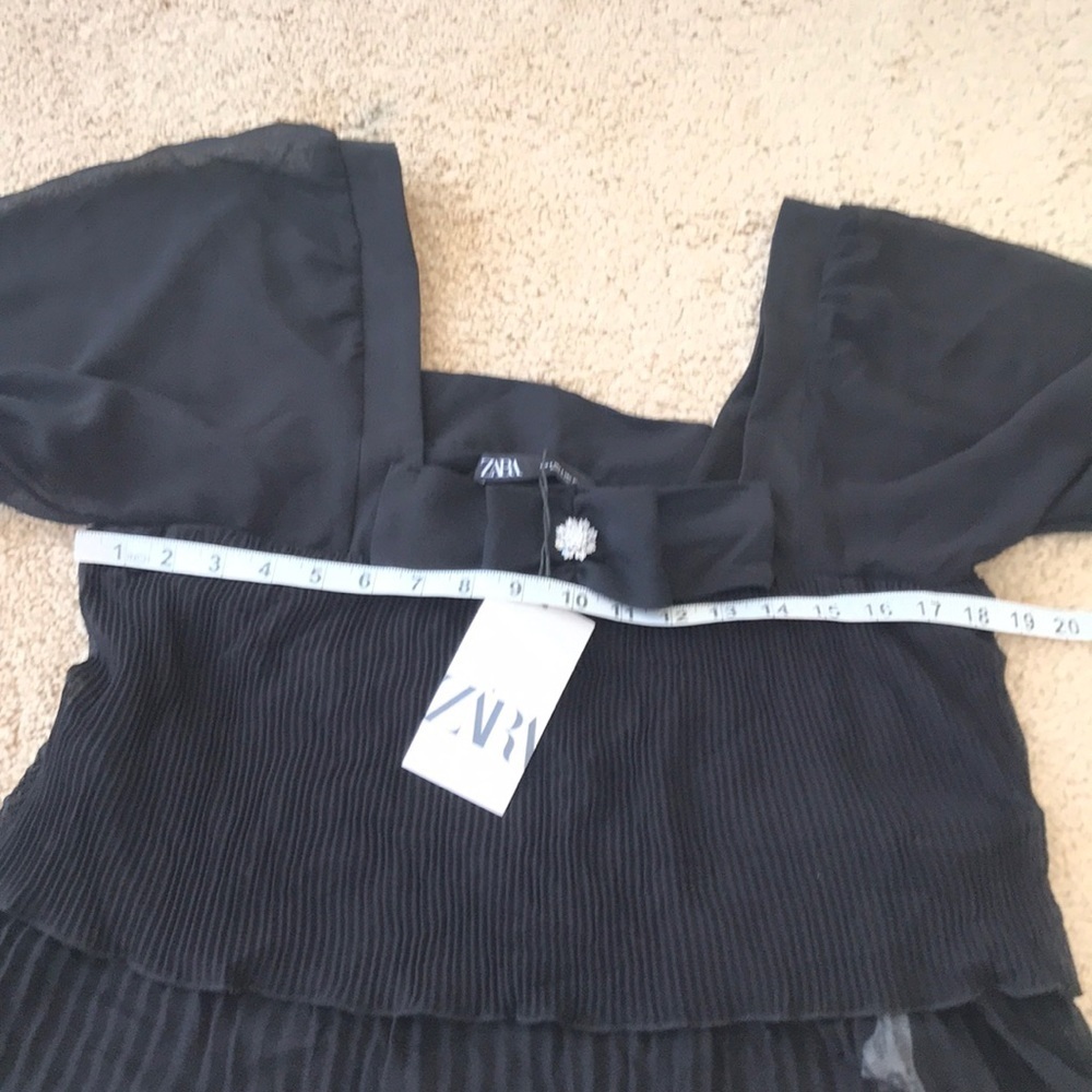 NWT! Zara small pleated long sleeve blouse. - Picture 6 of 8